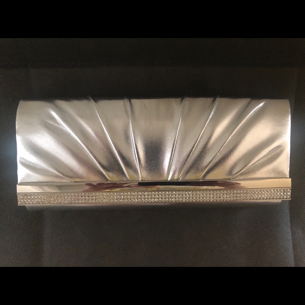 Formal Silver Clutch (Call it Spring)